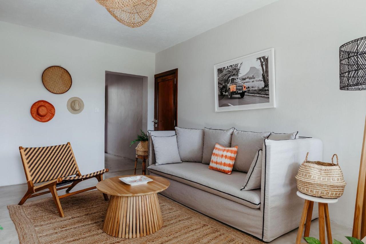 Boutik Le Morne Holiday Apartments מראה חיצוני תמונה